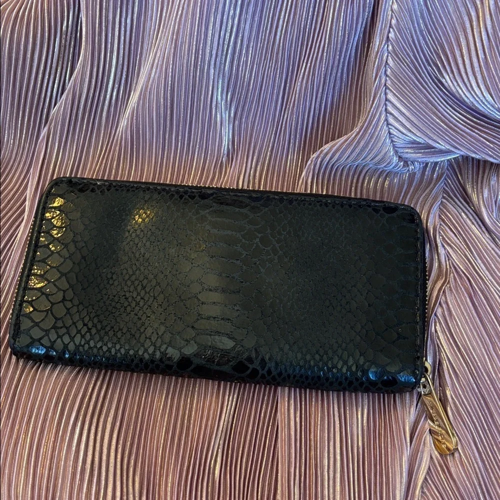 Michael Kors Jet Set Travel continental embossed leather wallet black